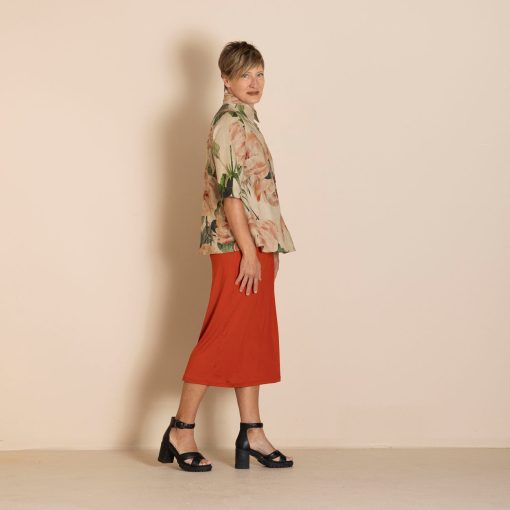 Megan Salmon Roses linen trapeze shirt - Image 4