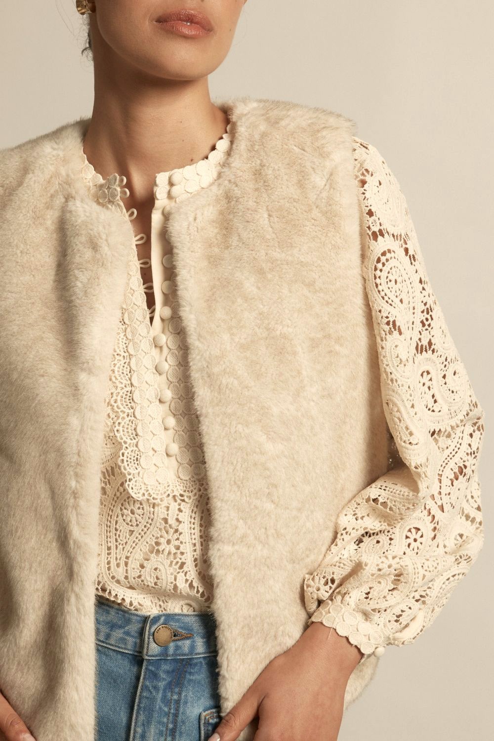 Zoe Kratzmann Affirm Faux Fur Vest - Ecru - Image 4