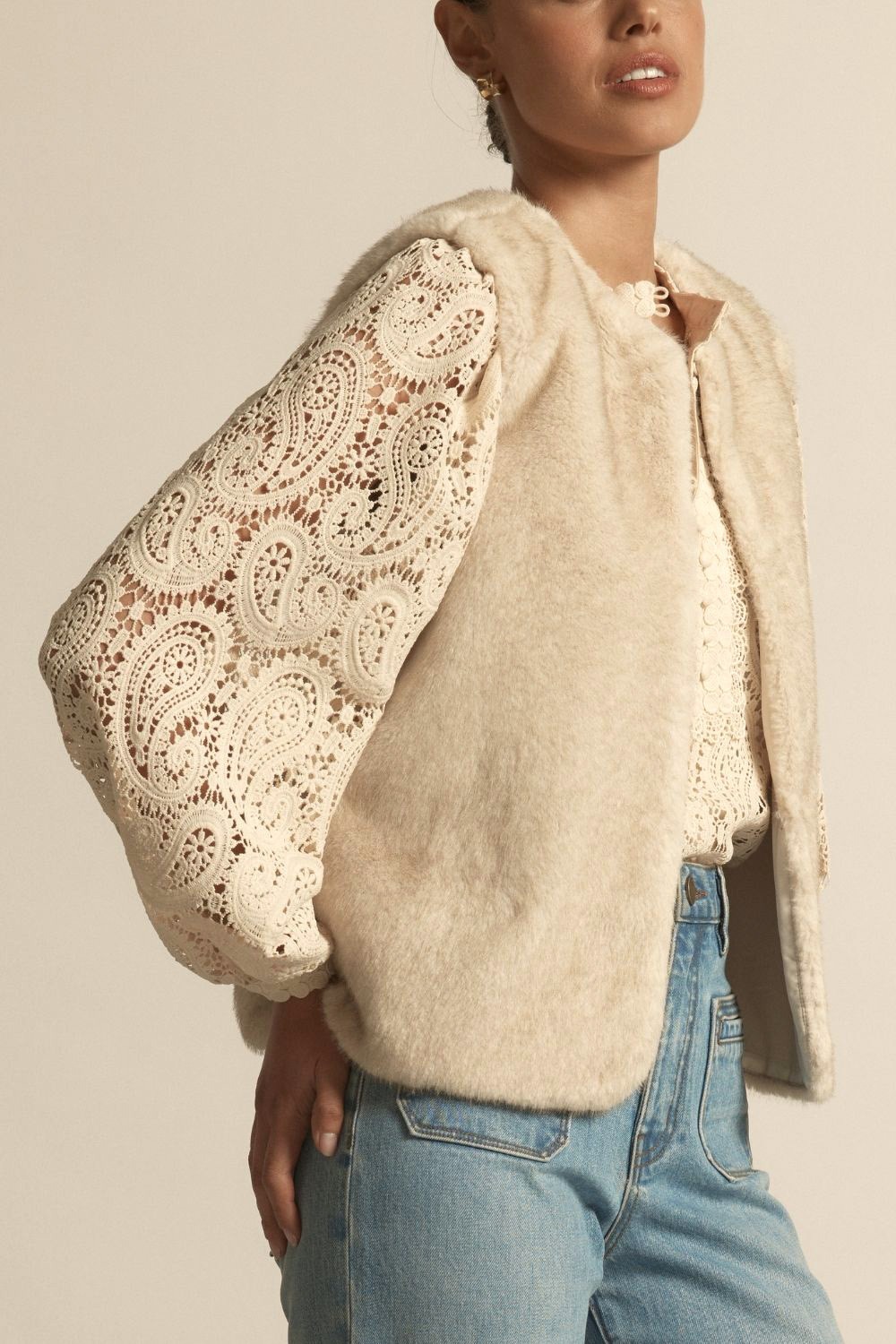 Zoe Kratzmann Affirm Faux Fur Vest - Ecru - Image 2