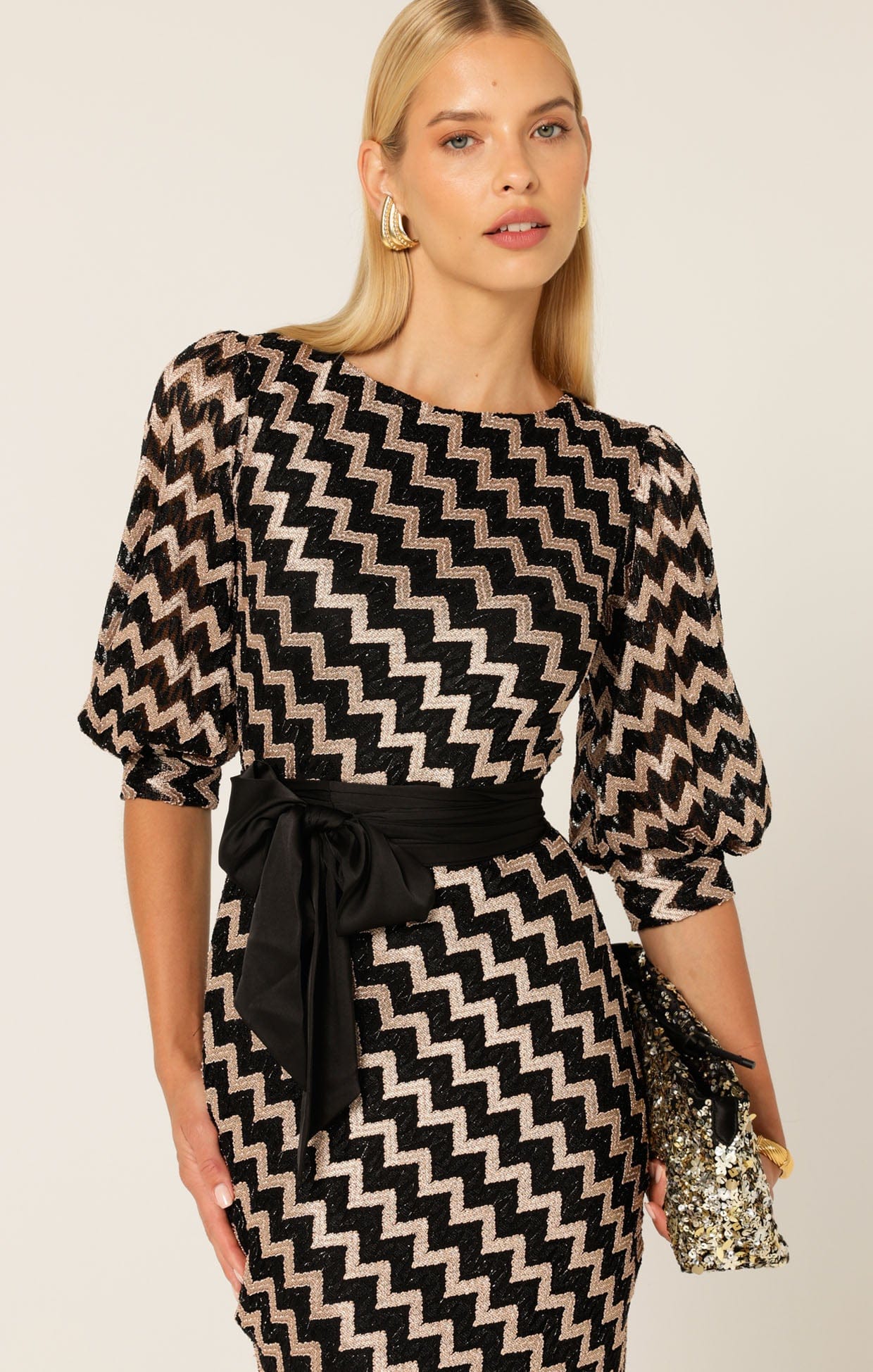 Sacha Drake Heart Of Paris Dress - Black/Gold Chevron - Image 6