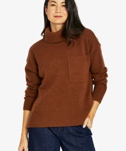 Jump Roll Neck Pocket Pullover - Chestnut