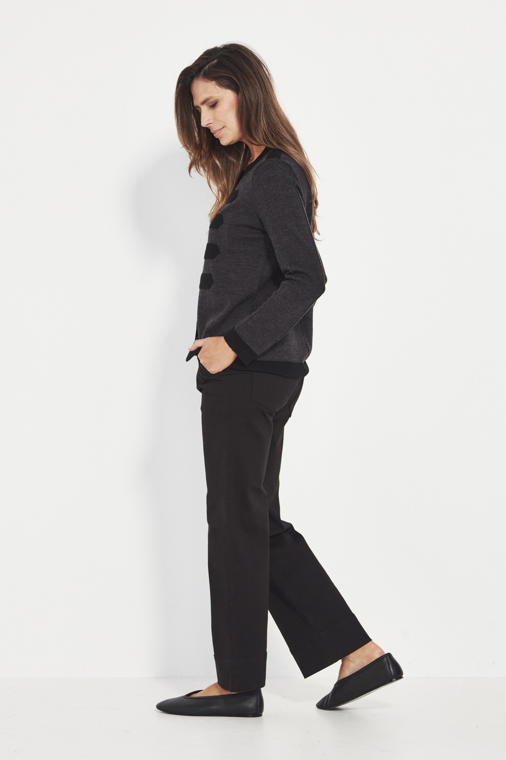 Verge Royal Cardi - Graphite - Image 3