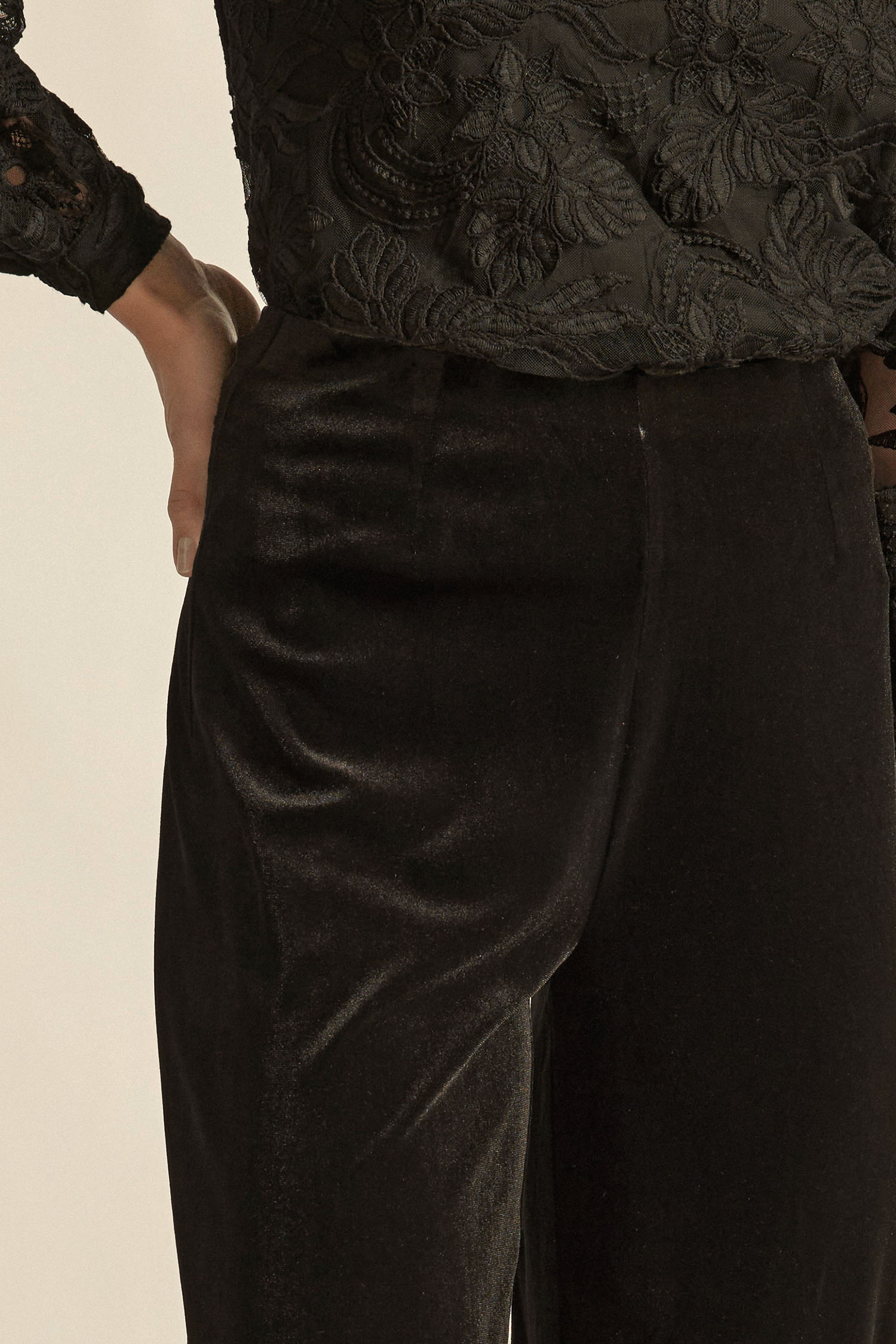 Zoe Kratzmann Haven Velvet Pants - Black - Image 5