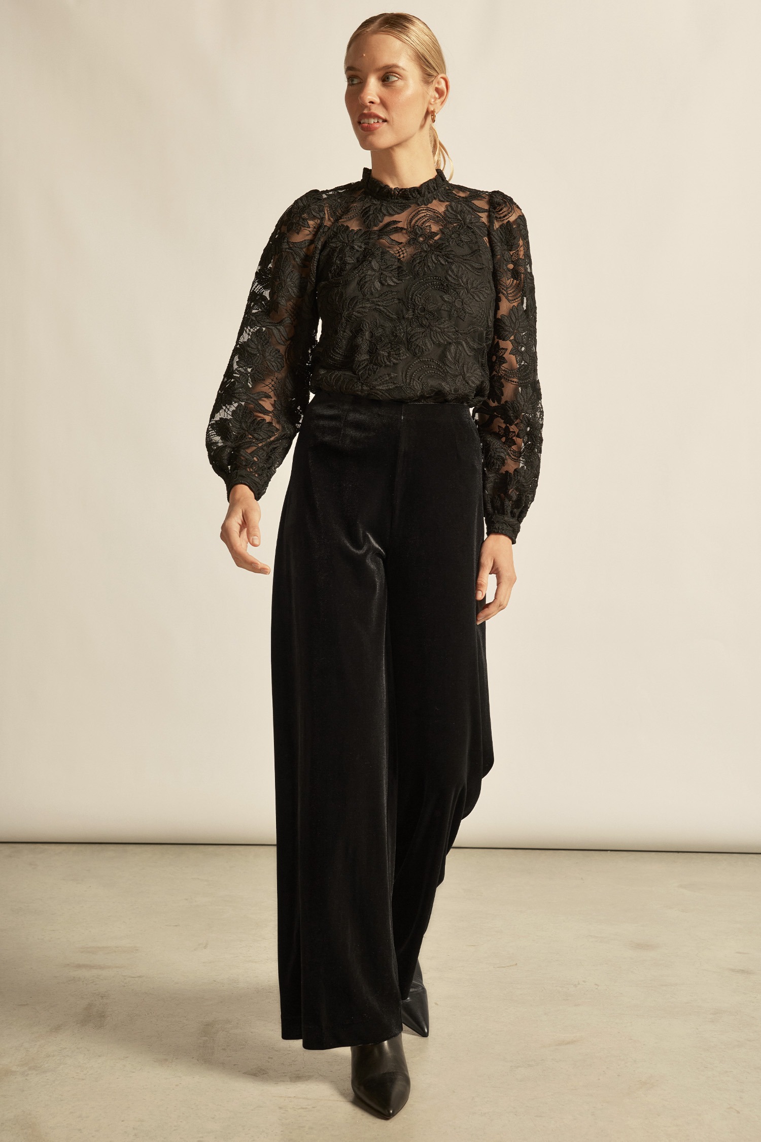 Zoe Kratzmann Haven Velvet Pants - Black