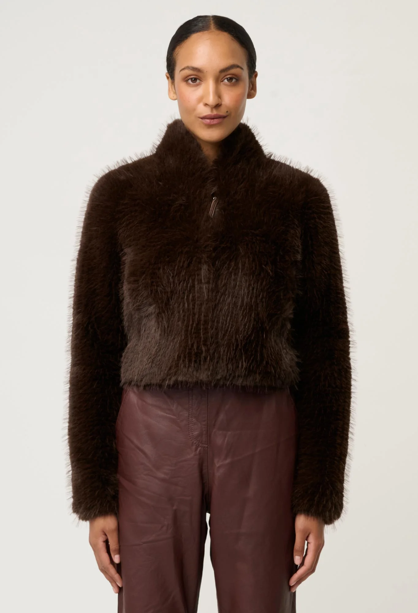 Once Was Dawn Faux Fur Cropped Jacket - Walnut - Image 2