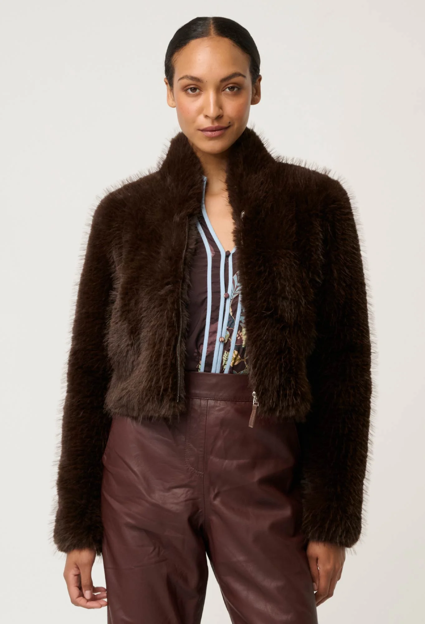 Once Was Dawn Faux Fur Cropped Jacket - Walnut - Image 4