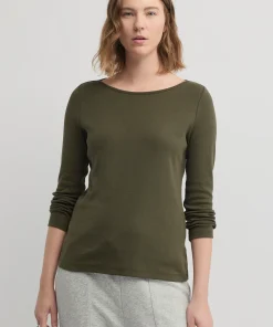 Yarra Trail Messenger Tee - Loden