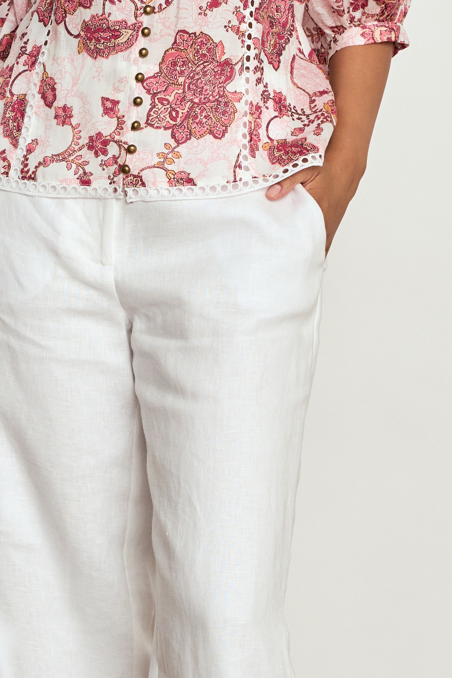 Zoe Kratzmann Offset Pant - Porcelain - Image 3