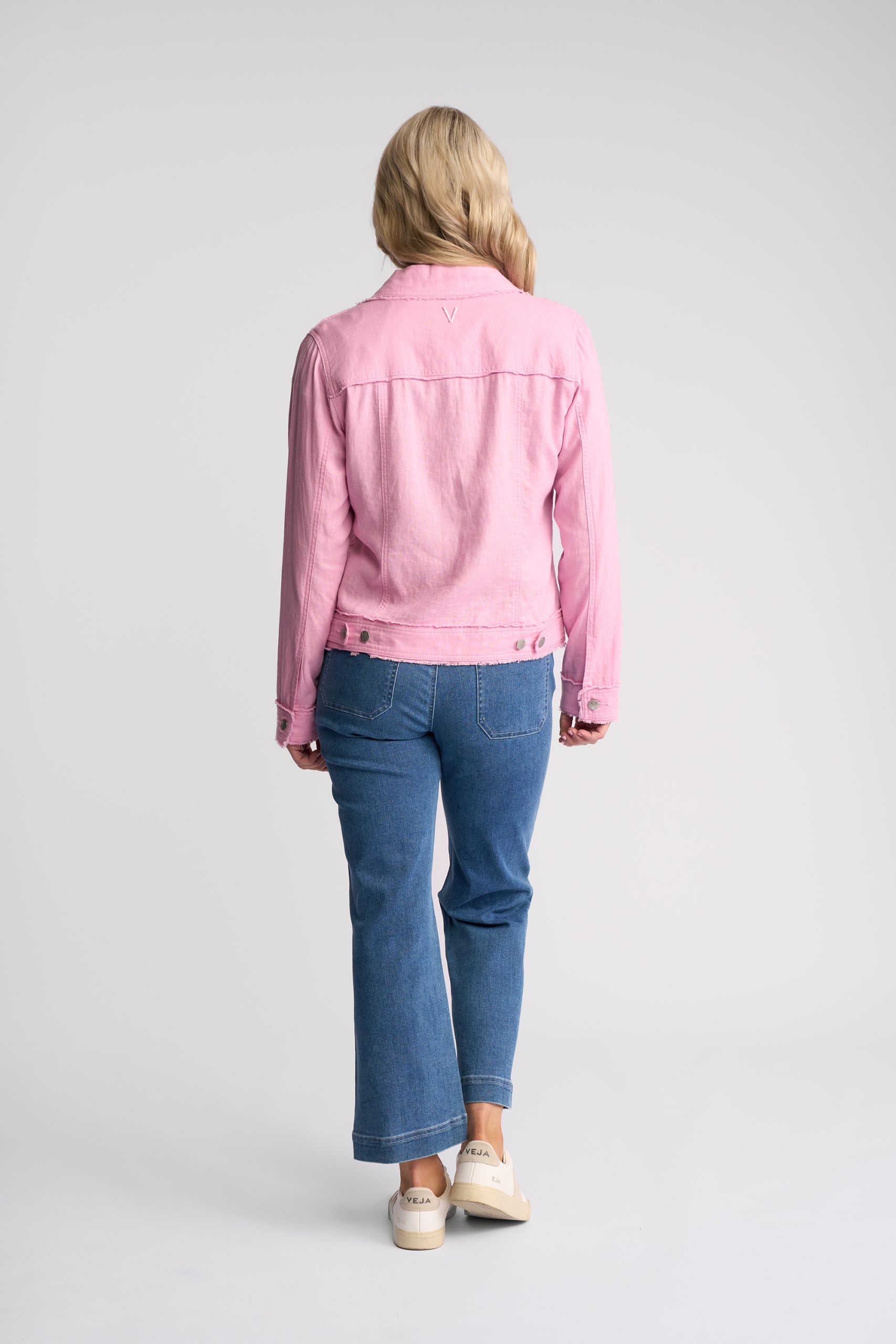 Vassalli Aura Jacket - Taffy - Image 4