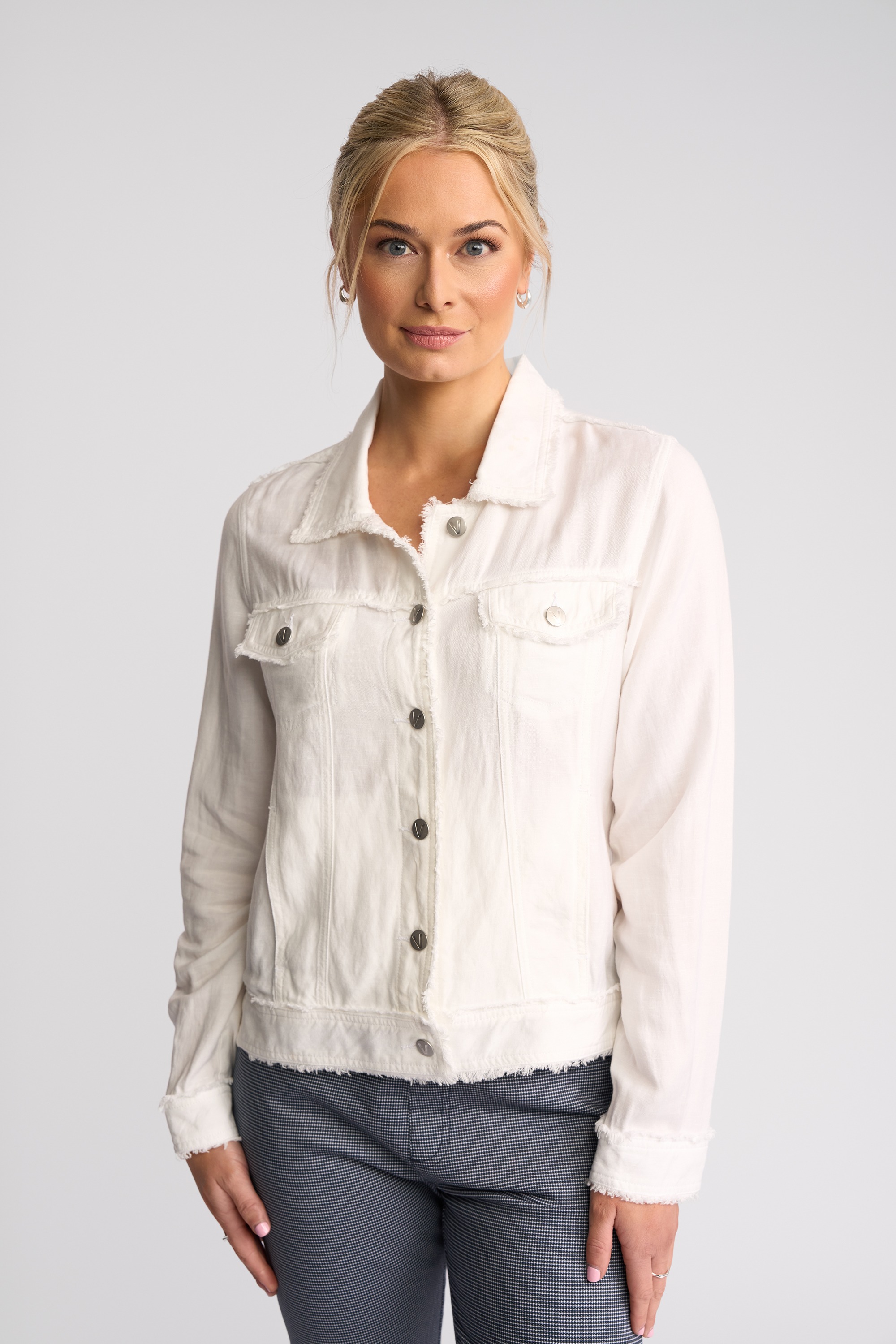 Vassalli Aura Jacket - White