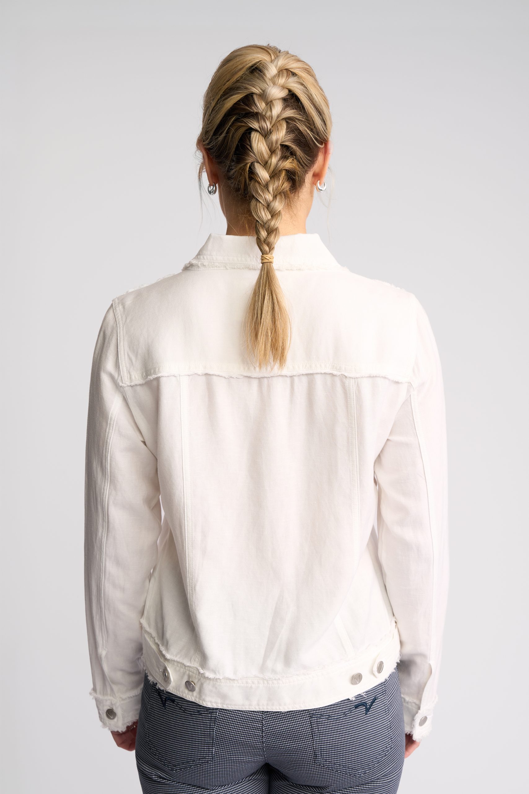 Vassalli Aura Jacket - White - Image 4