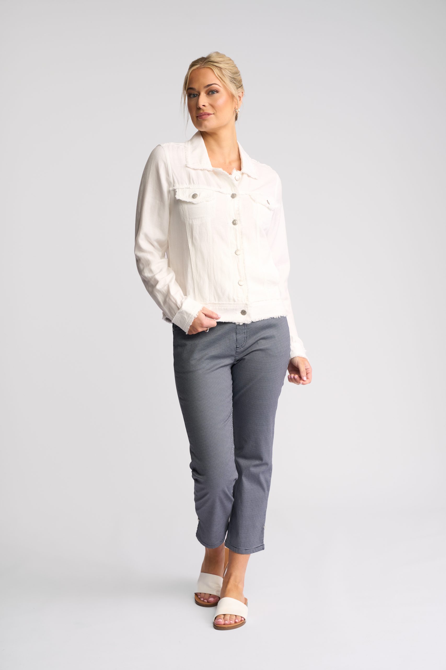 Vassalli Aura Jacket - White - Image 2