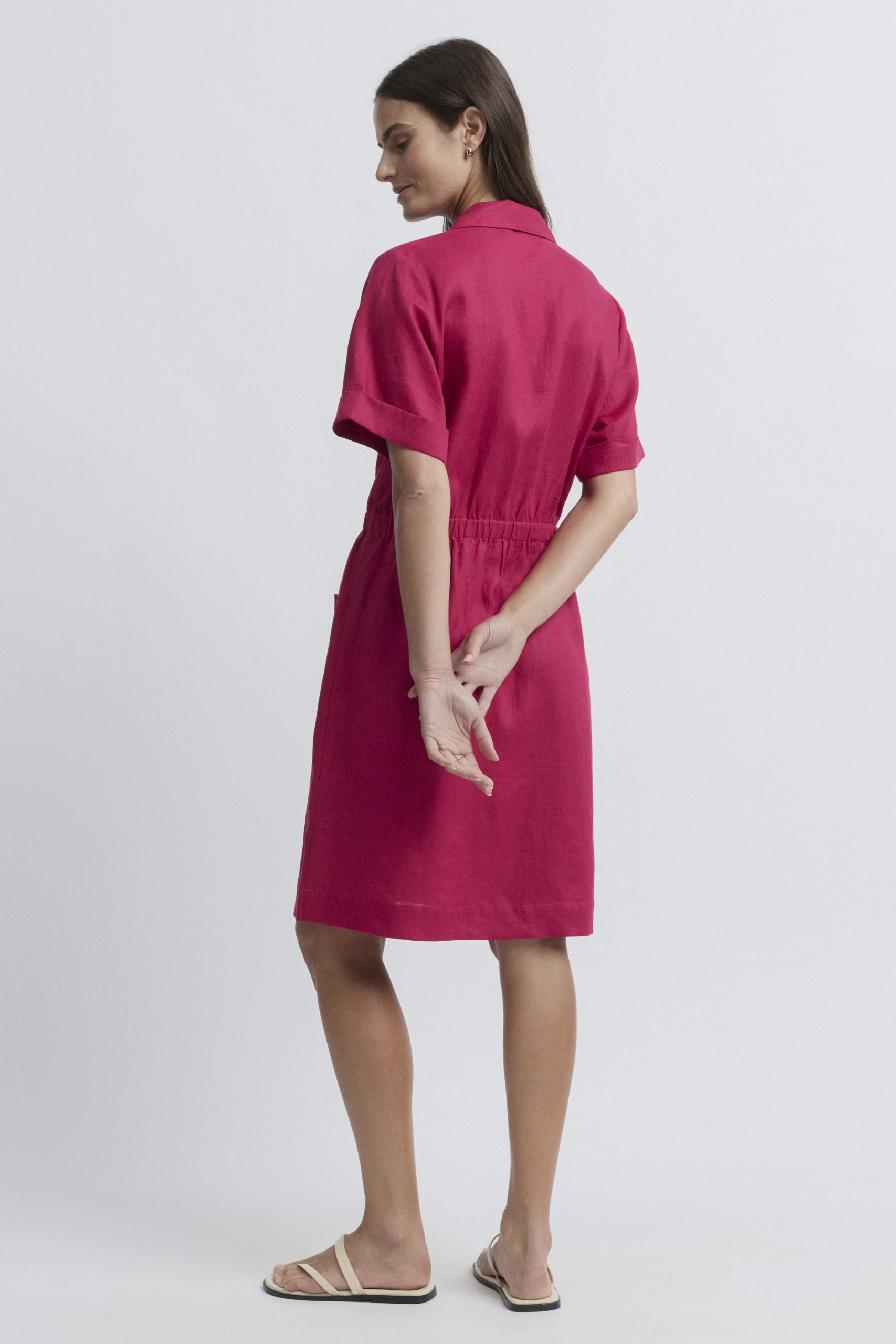 Yarra Trail Tirari Linen Short Dress - Raspberry - Image 3